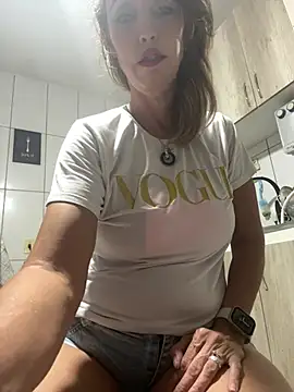 Snapshot of RAIRAsexy chatting on January 18, 2025, 12:02 am RAIRAsexy online show from January 18, 2025, 12:02 am