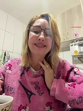 RAIRAsexy online show from June 29, 2026, 5:47 am