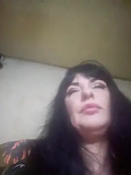Snapshot of Flo_Sandra chatting on April 21, 2026, 7:04 am Flo Sandra online show from April 21, 2026, 7:04 am