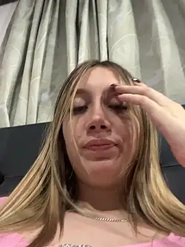 horny  molly  online show from May 26, 2026, 9:46 pm