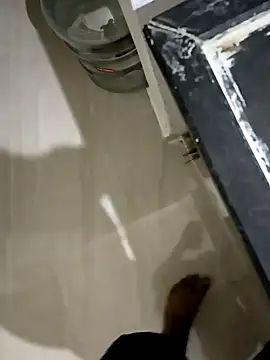 Snapshot of hOrnybOy_369 chatting on December 21, 2024, 10:51 pm hOrnybOy 369 online show from December 21, 2024, 10:51 pm