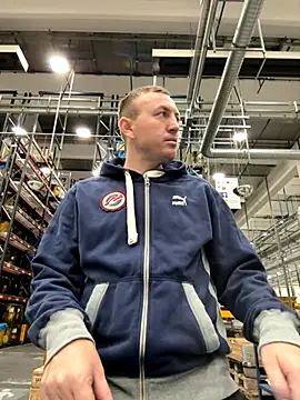 danicohoney online show from October 7, 2025, 7:59 pm