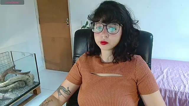 myamillor online show from October 15, 2025, 11:18 am