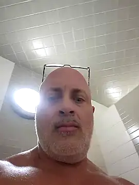 DigiSpankz online show from October 5, 2025, 9:27 pm