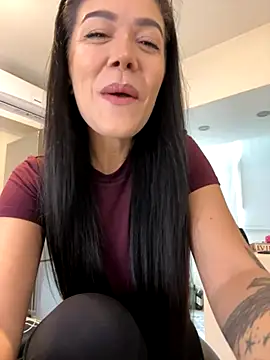 denise k online show from October 6, 2025, 11:55 am