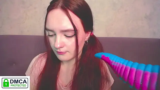 Alyssa   Scarlet online show from November 14, 2025, 9:13 am