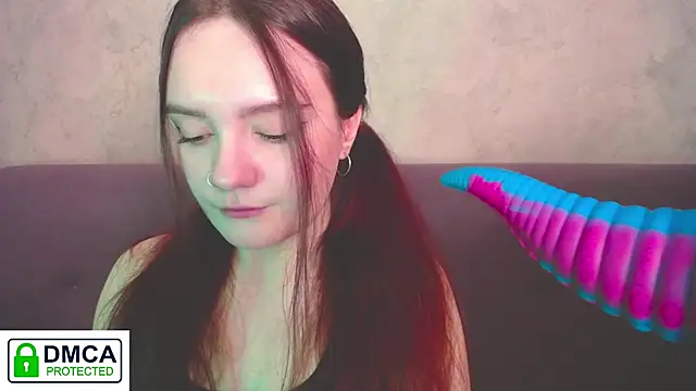 Alyssa   Scarlet online show from October 8, 2025, 9:44 am