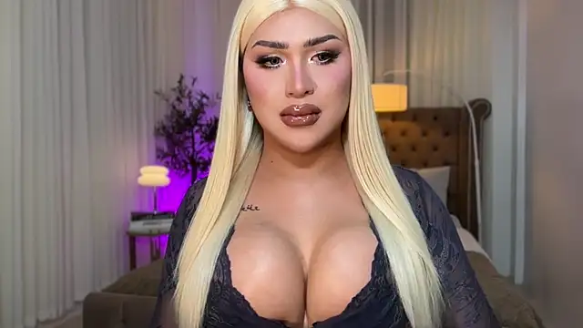 Your Majesty Tyra online show from October 8, 2025, 11:12 am