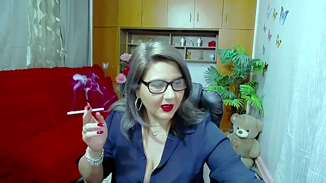 Snapshot of LucilleFenlys chatting on December 6, 2024, 9:40 pm LucilleFenlys online show from December 6, 2024, 9:40 pm