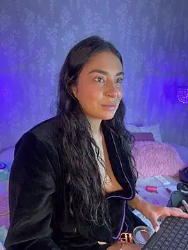 dayra angels online show from May 28, 2026, 12:07 am