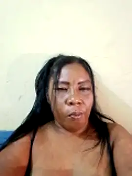 rosmery-navarro online show from October 31, 2025, 10:16 pm