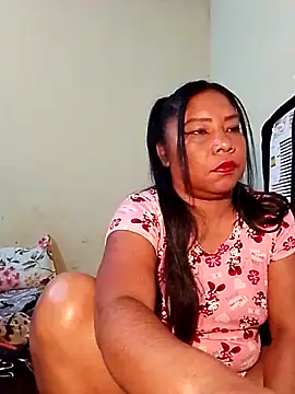 rosmery-navarro online show from February 15, 2026, 7:42 am