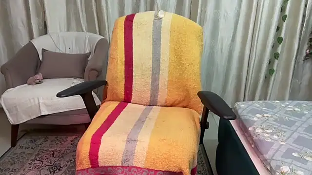 mahimagicdoll DESI online show from September 24, 2025, 9:27 am