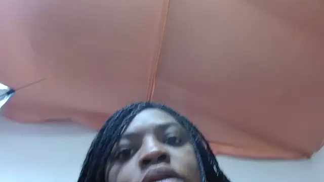 Snapshot of morenahott1 chatting on April 29, 2026, 1:37 pm morenahott1 online show from April 29, 2026, 1:37 pm