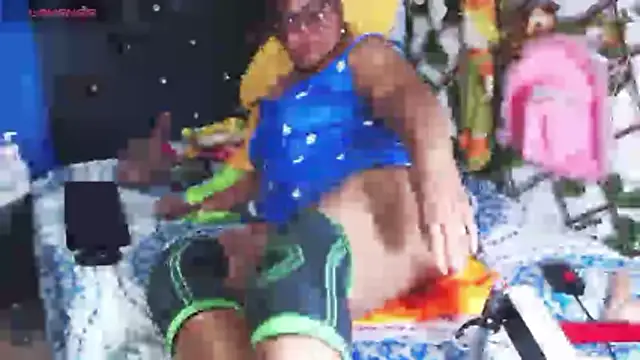 mature beautiful online show from April 15, 2026, 8:31 pm