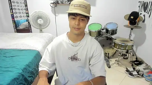 Zack falcon online show from February 23, 2026, 8:42 pm