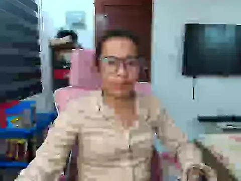 Snapshot of Your_PrettyGirlxxx chatting on March 12, 2026, 9:24 am Your PrettyGirlxxx online show from March 12, 2026, 9:24 am