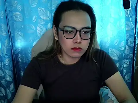 Snapshot of Your_PrettyGirlxxx chatting on October 22, 2025, 11:47 pm Your PrettyGirlxxx online show from October 22, 2025, 11:47 pm