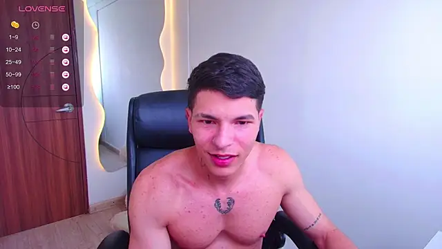 Snapshot of harrisoncuper chatting on October 16, 2025, 10:07 pm harrisoncuper online show from October 16, 2025, 10:07 pm