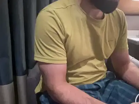 browndick266 online show from March 12, 2026, 5:02 am