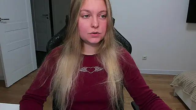 Snapshot of stacy_miracle chatting on October 24, 2025, 12:48 pm stacy miracle online show from October 24, 2025, 12:48 pm