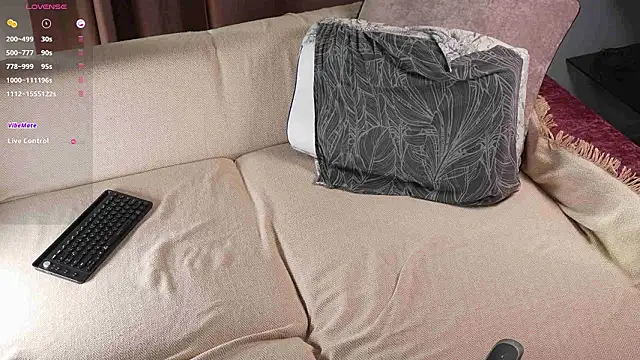 Snapshot of Louis_Karlos chatting on February 25, 2026, 12:49 pm Louis Karlos online show from February 25, 2026, 12:49 pm