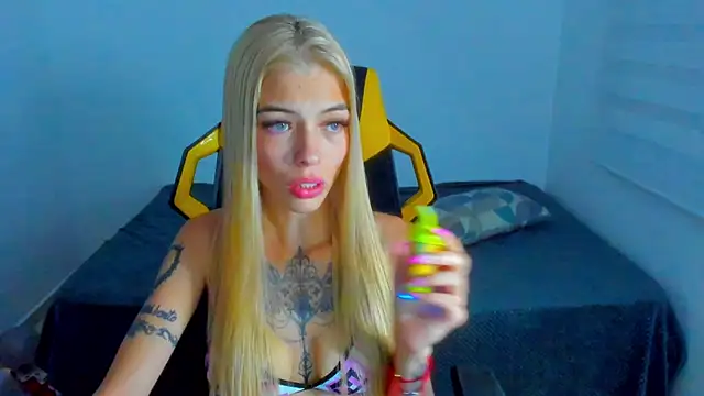 Snapshot of barbiee_05 chatting on March 1, 2026, 6:02 am barbiee 05 online show from March 1, 2026, 6:02 am