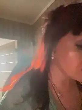 Lolaley2 online show from April 22, 2026, 11:17 am