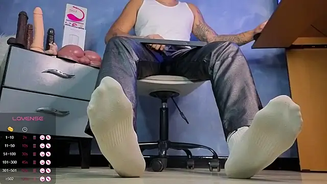 TomLover 12 online show from March 16, 2026, 3:59 pm