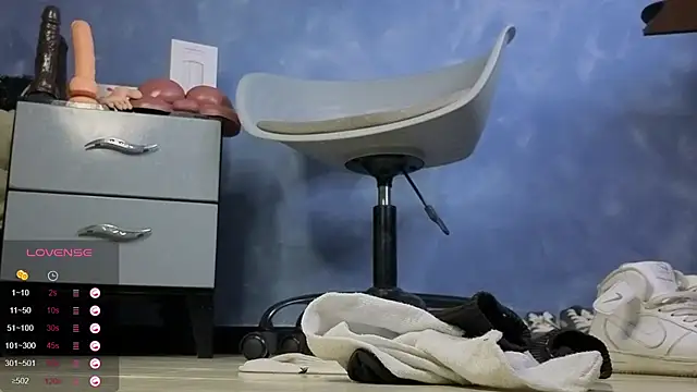 Snapshot of TomLover_12 chatting on February 1, 2026, 10:30 pm TomLover 12 online show from February 1, 2026, 10:30 pm