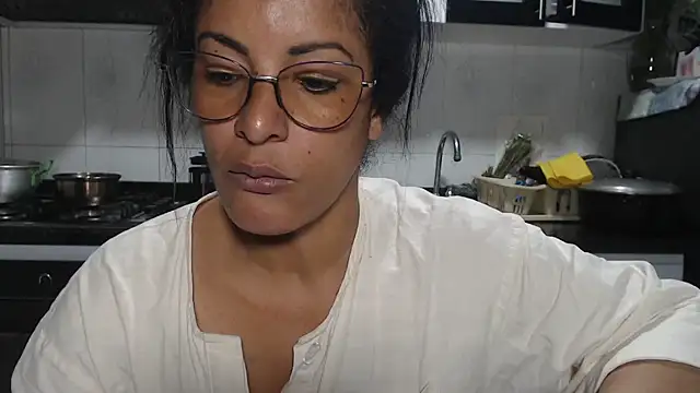 kateleyagrey online show from January 5, 2026, 6:33 pm