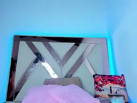 Snapshot of gaby_latin22 chatting on December 6, 2024, 11:49 am gaby latin22 online show from December 6, 2024, 11:49 am