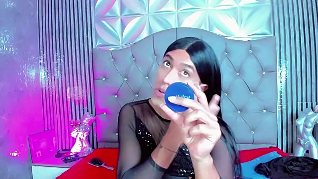 Snapshot of Lucia-sex chatting on June 19, 2026, 7:30 pm Lucia-sex online show from June 19, 2026, 7:30 pm