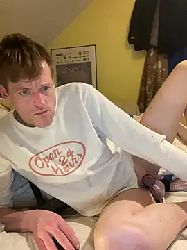 Snapshot of londonfuckwhore1 chatting on March 2, 2026, 5:08 am londonfuckwhore1 online show from March 2, 2026, 5:08 am