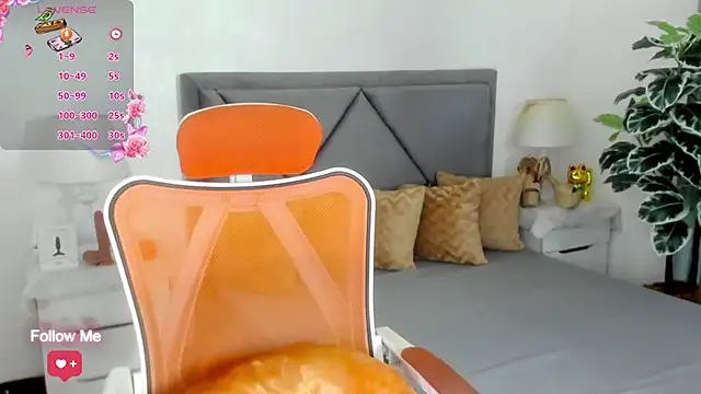 Snapshot of Miss_Cattleya69 chatting on October 18, 2025, 3:25 pm Miss Cattleya69 online show from October 18, 2025, 3:25 pm