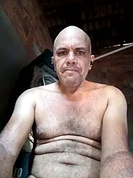 marronzinho23c online show from January 8, 2026, 8:04 pm