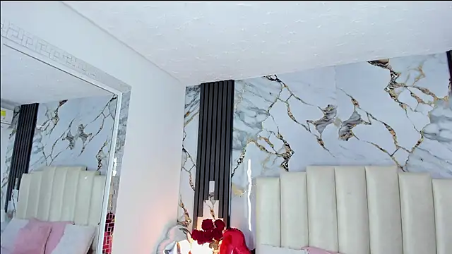 lulumars online show from February 15, 2025, 5:41 am
