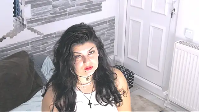 TinaMaay online show from January 15, 2026, 9:56 am