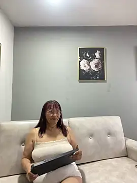 Savvanahh online show from November 5, 2025, 11:24 am