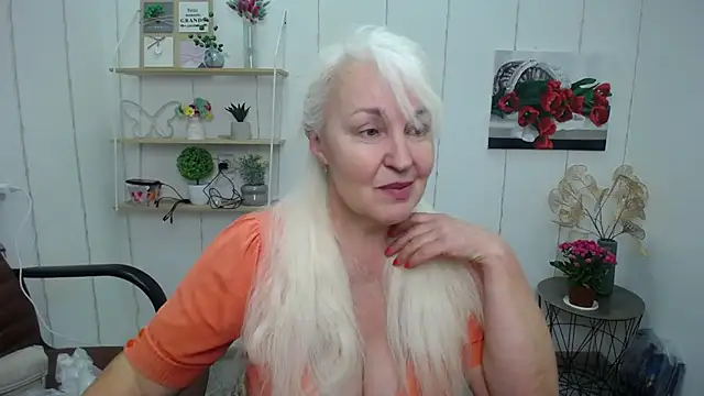 BlondyLeeBest online show from March 8, 2025, 4:56 am