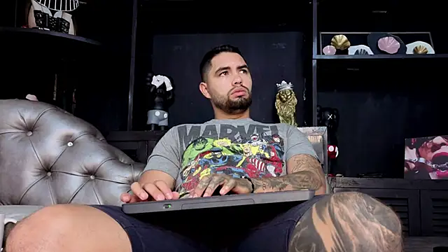 matteosantos online show from November 23, 2025, 11:20 am