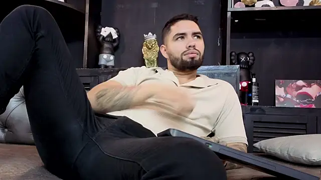 Snapshot of matteosantos chatting on March 2, 2026, 1:51 pm matteosantos online show from March 2, 2026, 1:51 pm