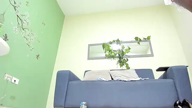 Snapshot of beatziedreams chatting on February 14, 2026, 1:33 pm beatziedreams online show from February 14, 2026, 1:33 pm