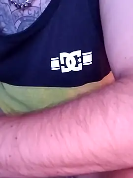 LoGaNfree88 online show from November 4, 2025, 10:24 pm