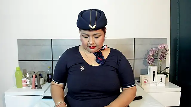 EmmaSmith2 online show from November 24, 2025, 2:33 am