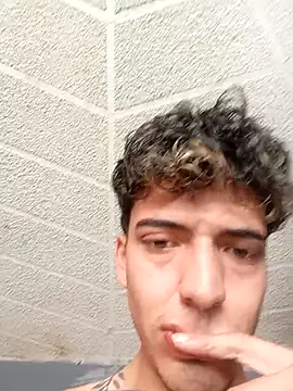 Snapshot of CriZtancho chatting on March 31, 2026, 12:40 pm CriZtancho online show from March 31, 2026, 12:40 pm