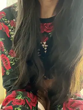 Snapshot of SHARONRodrig chatting on October 6, 2025, 9:04 pm SHARONRodrig online show from October 6, 2025, 9:04 pm