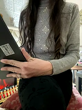 Snapshot of SHARONRodrig chatting on October 14, 2025, 10:20 pm SHARONRodrig online show from October 14, 2025, 10:20 pm