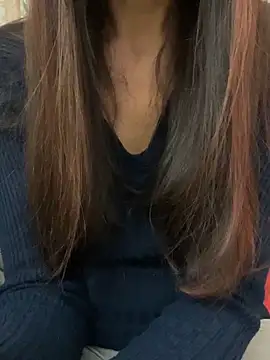 Snapshot of SHARONRodrig chatting on November 7, 2025, 5:06 pm SHARONRodrig online show from November 7, 2025, 5:06 pm