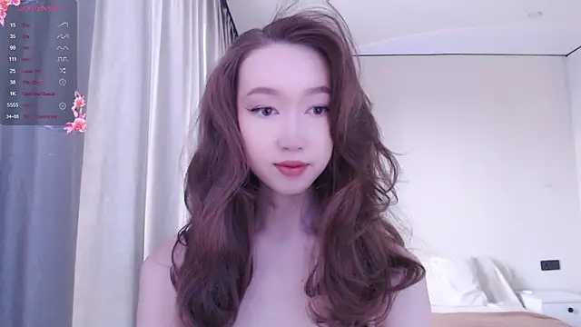  luna 022 online show from January 4, 2025, 4:54 am